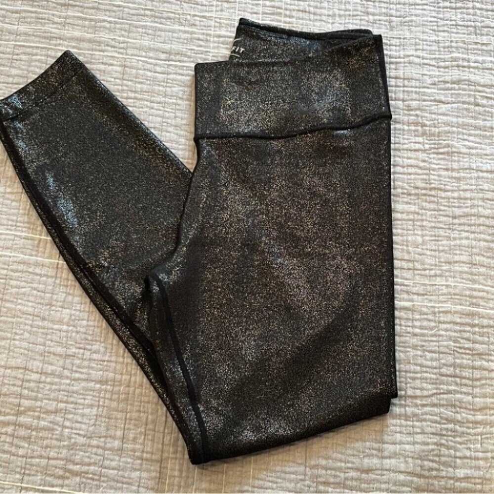 Nike black shimmer leggings M
